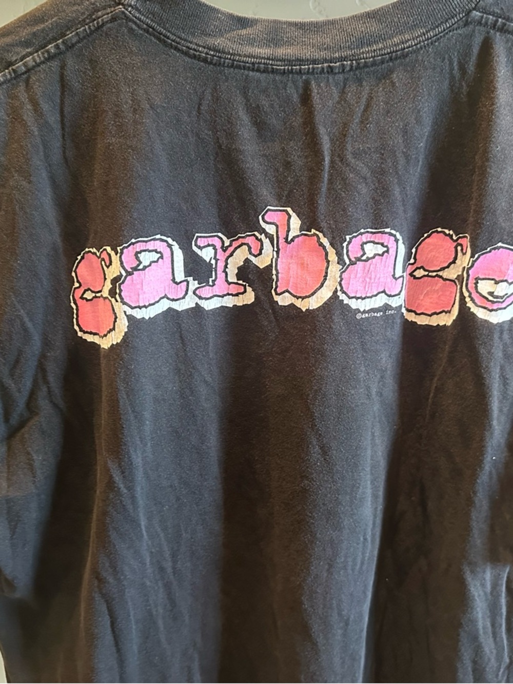 Rare, Original, Vintage, “Garbage,” Black Graphic Feather T-Shirt, XL - Picture 7 of 7